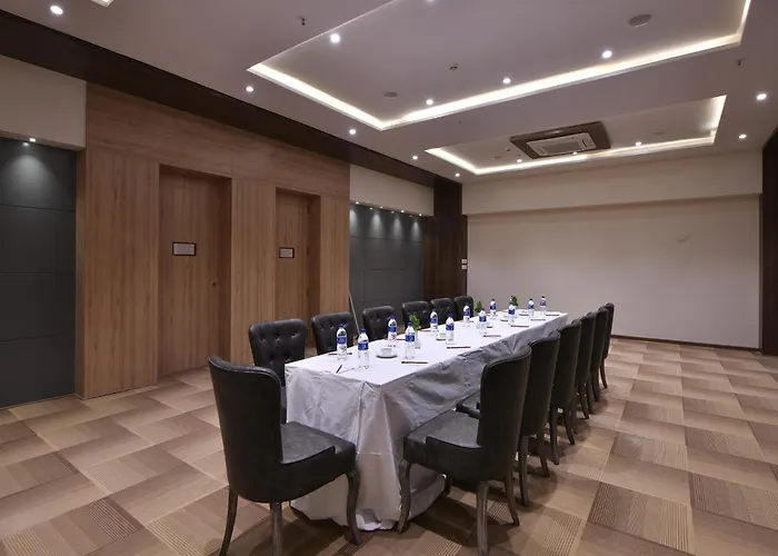 Clubhouse Hotel Morbi By Checkin