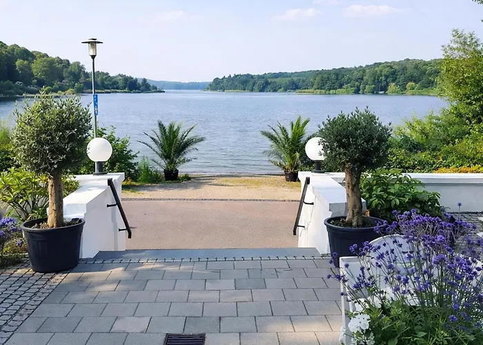 See Schlosshotel am Kellersee