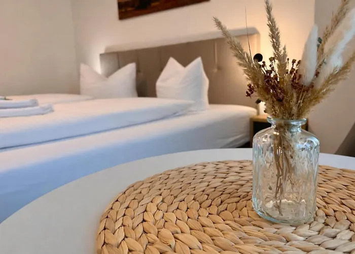 DH Hotel Deutsches Haus - Ihr neuer Rückzugsort im Herzen von Mittweida, digitales Hotel im historischen Gebäude