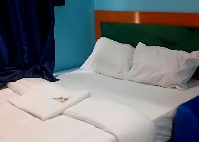Edilom Hotel And Suites
