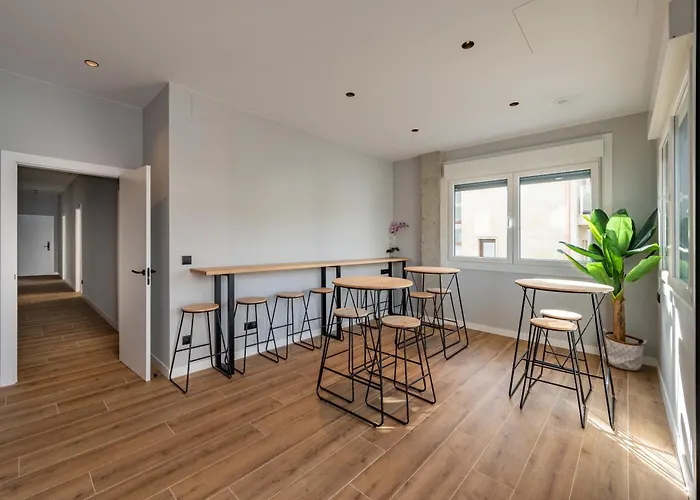 White Tree Rooms And Apartments