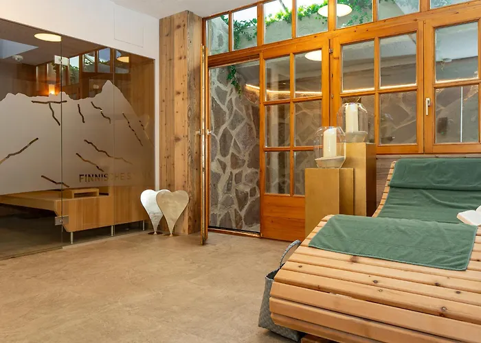 Greti - Alpine Boutique Hotel Mit Alpentherme Eintritt, Reichhaltigem Fruehstueck, Sauna