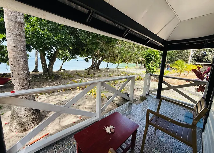 White Sandy Beach Dive Resort