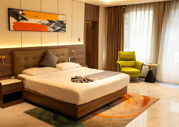 Hotel EDEN