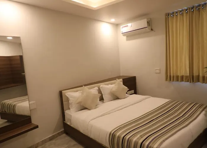 Hotel Rajpath Inn