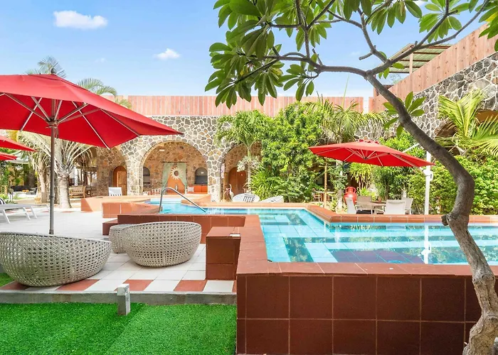 Aroma Plaza - Infinity Pool & Peaceful Boutique Hotel