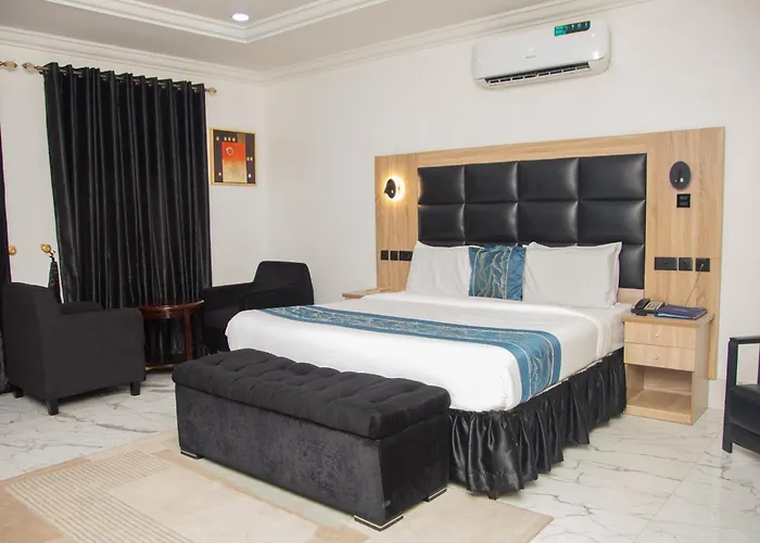 Golden Tulip Hotel