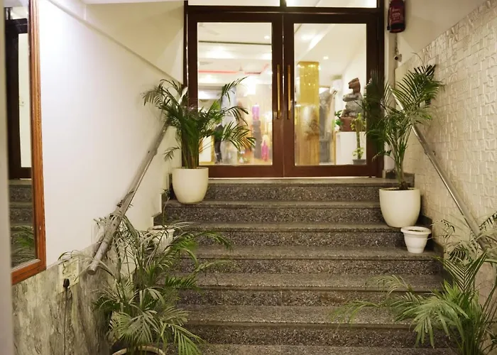 Hotel Modesty#Delhi Near By Igi Airport