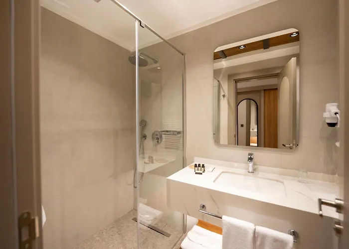 Reiwa Business Hotel