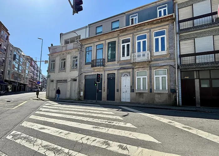 Pombeiro Apartments