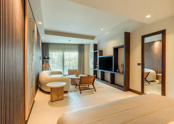 Mavilu Luxury Hotel