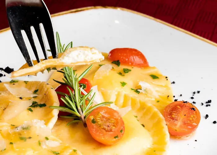 La Pasta Hotel Restaurant
