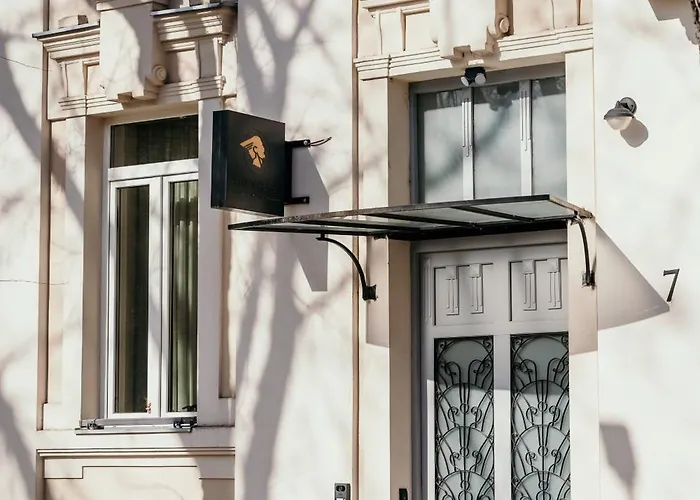 Artist hotel