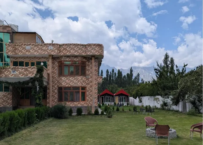 Comfort Hotel & Huts