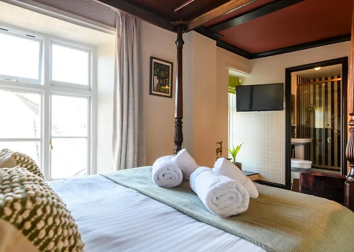 The Crown Hotel