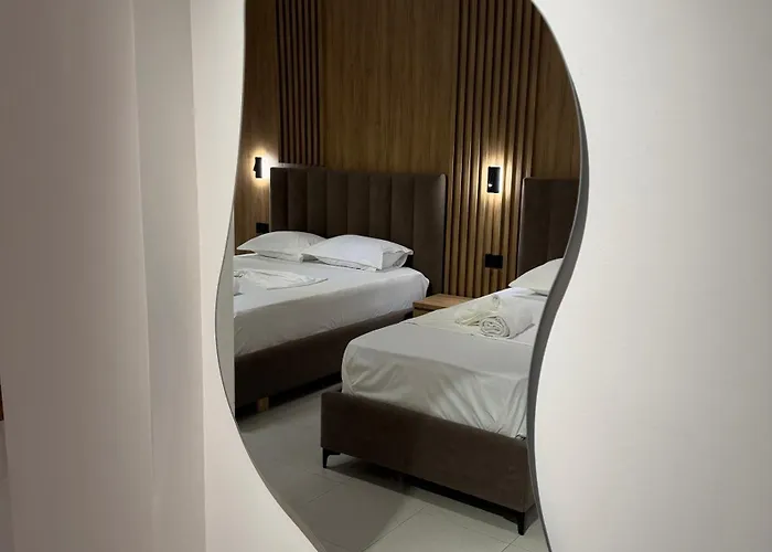 Karos Hotel Llaman