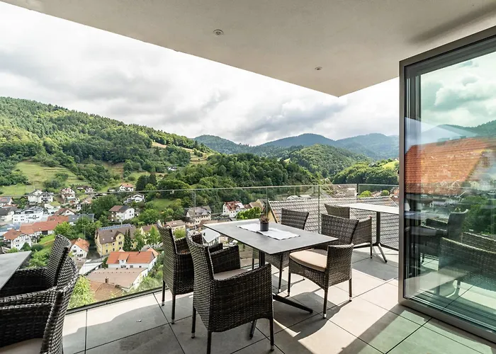 Wein- und Klimahotel Bergfriedel