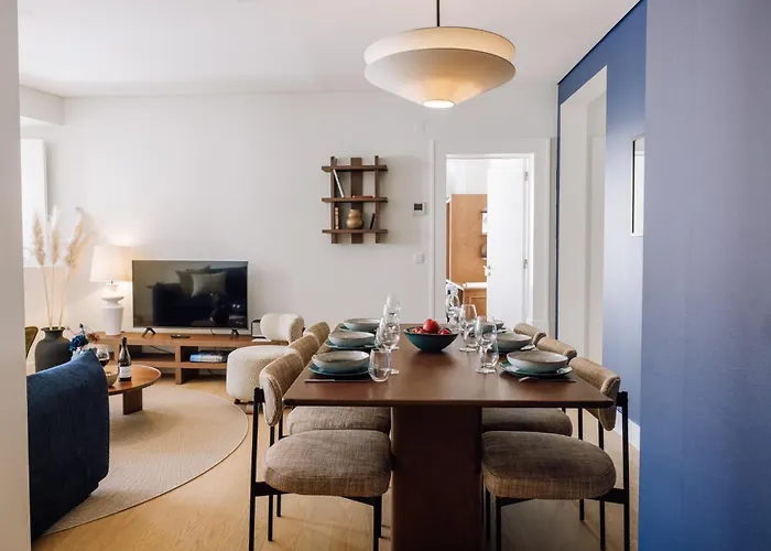 Ando Living - Abrantes 10 House