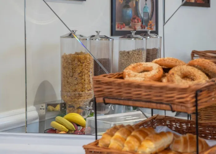 Queensway Hotel, Sure Hotel Collection By Best Western London
