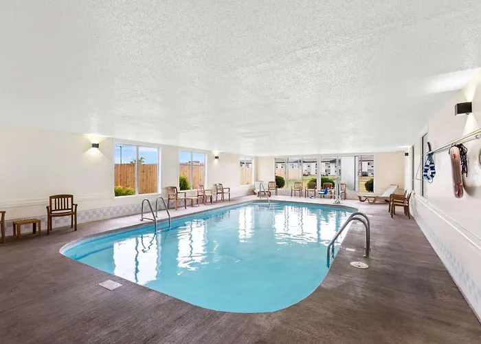Best Western Airport Inn Moline