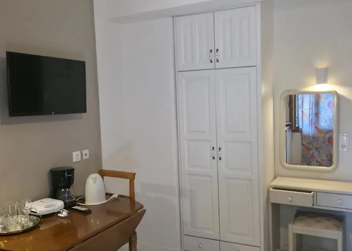 Hotel Adonis