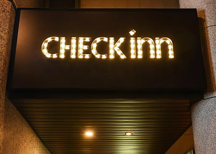CHECK inn Taipei Main Station