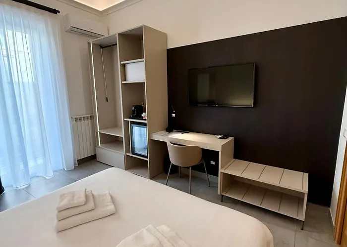 Le Quattro Stagioni - Rooms & Suites