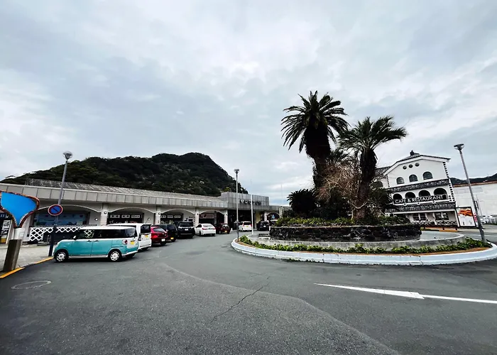ビジネスホテルとん亭