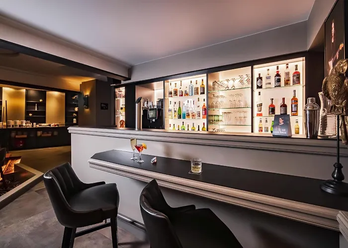 Hotel Arok