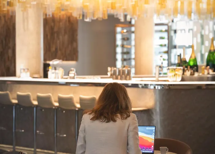Best Western Premier Hotel De La Paix