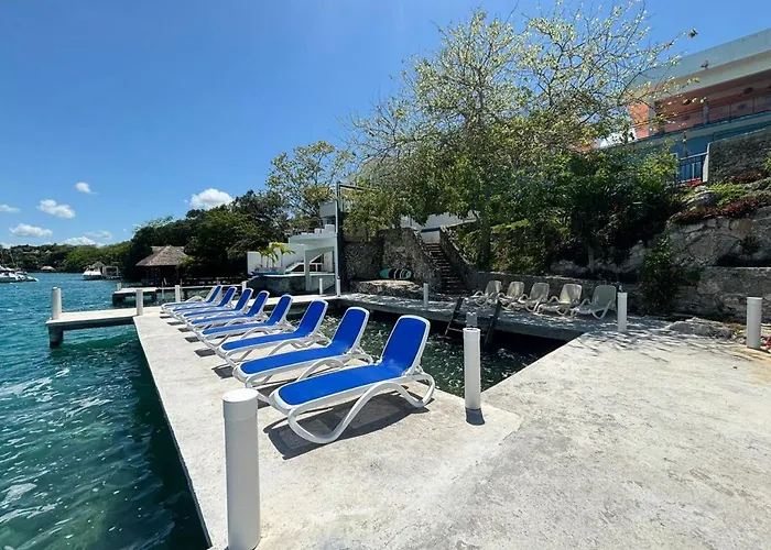 Hotel Awazul Bacalar