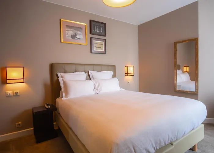 Hotel Frochot Montmartre