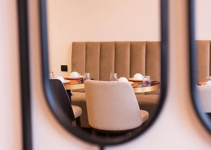 Hotel Frochot Montmartre
