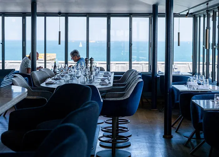 Hotel France Et Chateaubriand