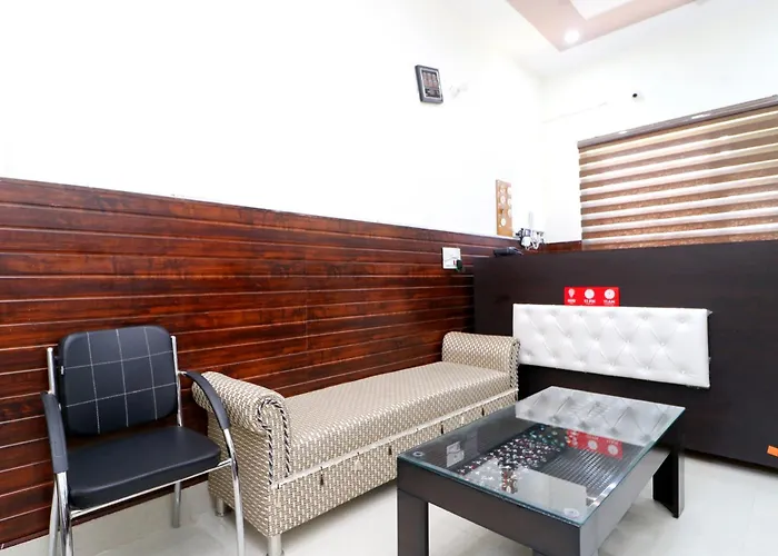 OYO Hotel Chanderlok