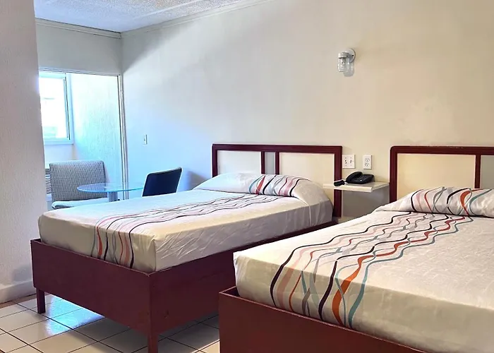 Hotel Leon