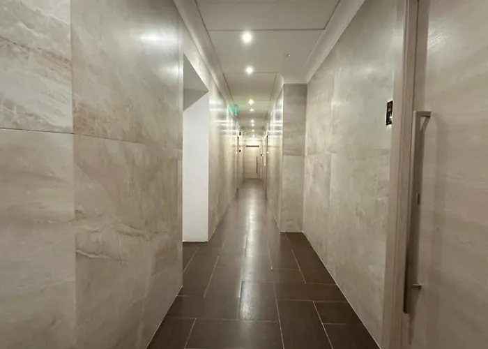 Hotel Corona
