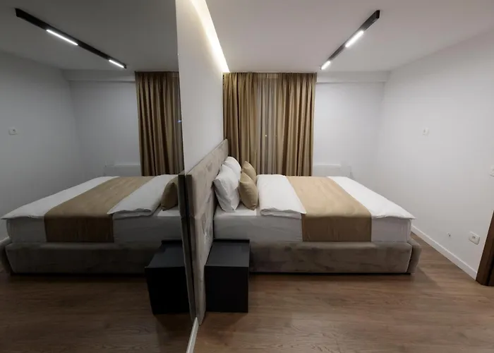 Velura Hotel