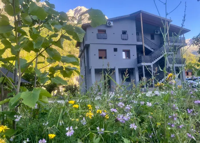 Guesthouse Center Park Valbona