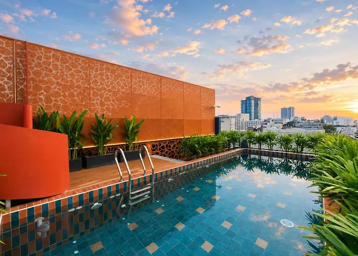 Kin Hotel Ly Tu Trong