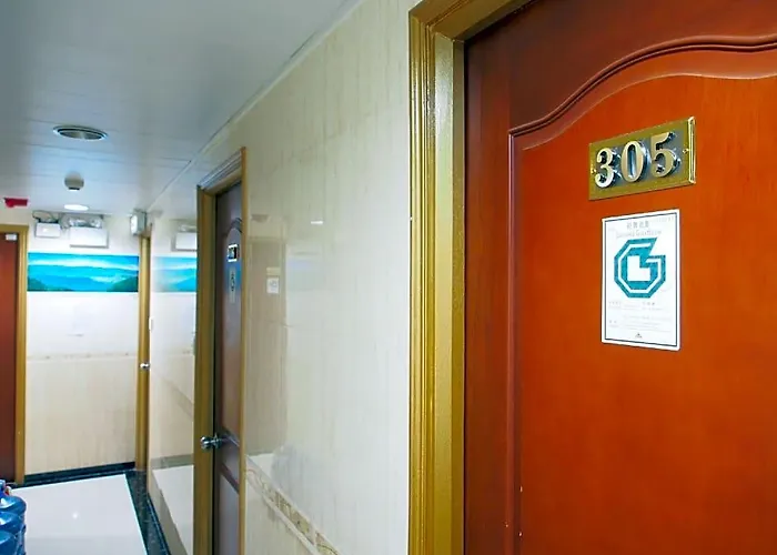 Everest Guest House