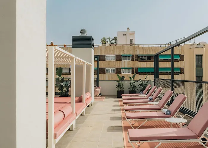 Ramirez Flats Valencia