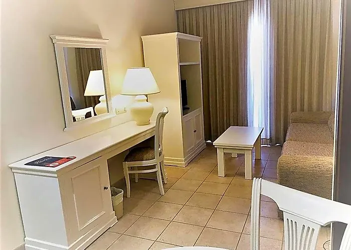 Ohtels Cabogata