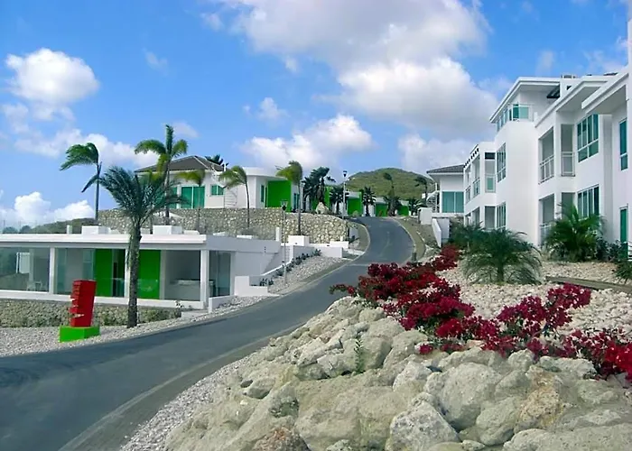 Piscadera Harbour Village