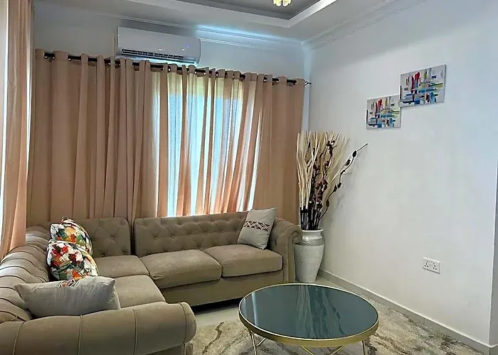 Escape To Hvillage,