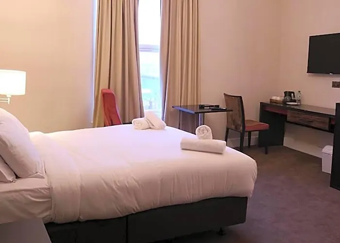 Green Ariana Hotel - Near Wembley And Central London