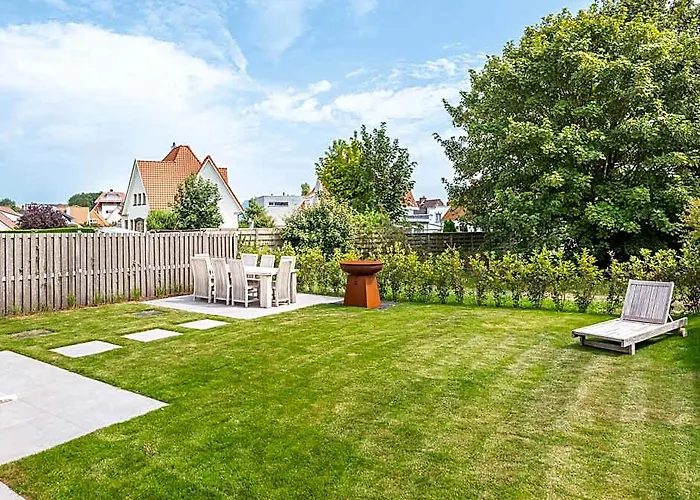 Villa In Koksijde Near The Sea