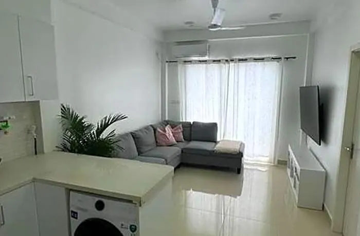 Fully Furnished Apartment Few Steps From Beach.