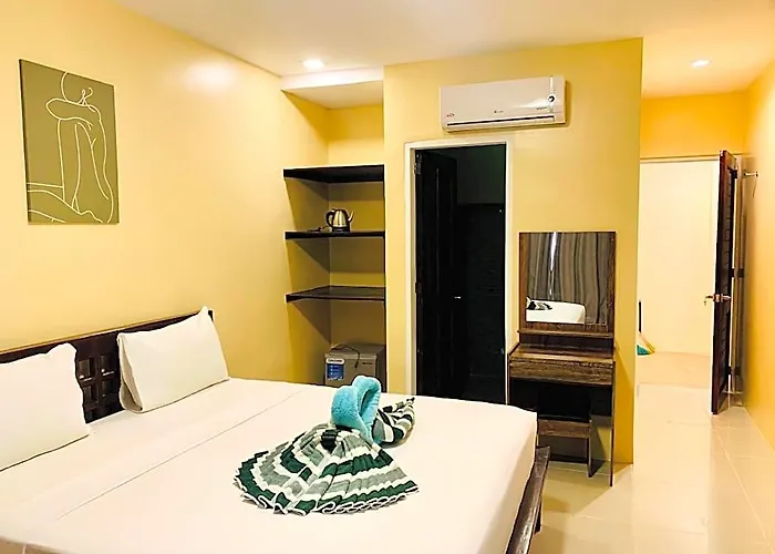 Alona Central Inn