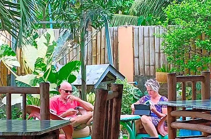 Greenhut Pension & Bar